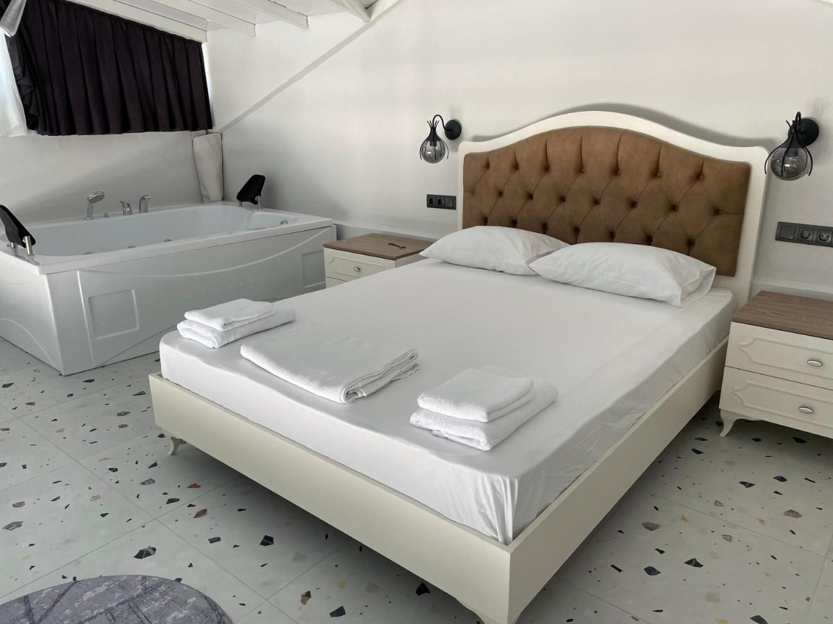Honeymoon Villa In Gocek Göcek Dış mekan fotoğraf